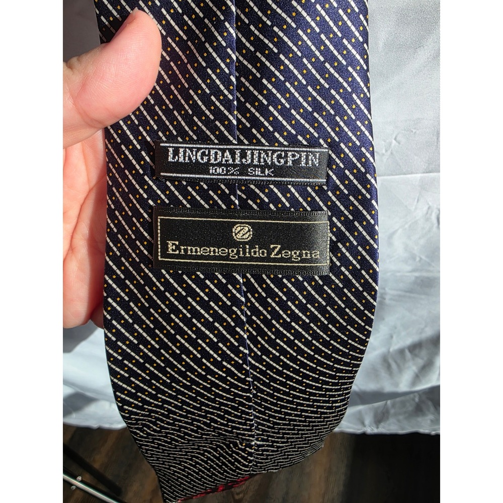 Ermenegildo Zegna Mens Silk Tie Navy Blue Geometric Diagonal Stripe Pattern - Picture 3 of 6